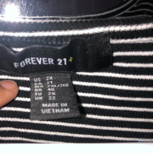 Forever 21 - Picture 2 of 3